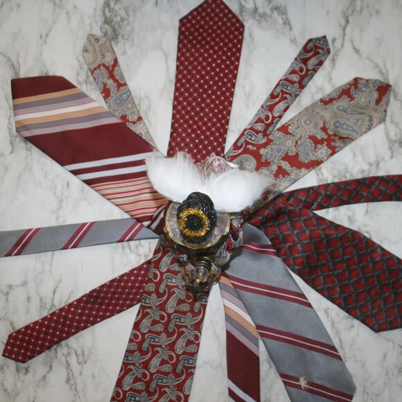 UPCYCLED Angel African American Necktie Tree Topper Table Centerpiece X-mas Red - Picture 5 of 11